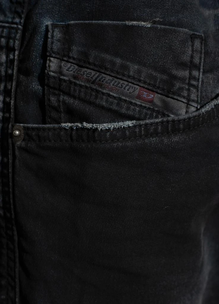 Diesel 2030 d-krooley jogg jogger jeans 4