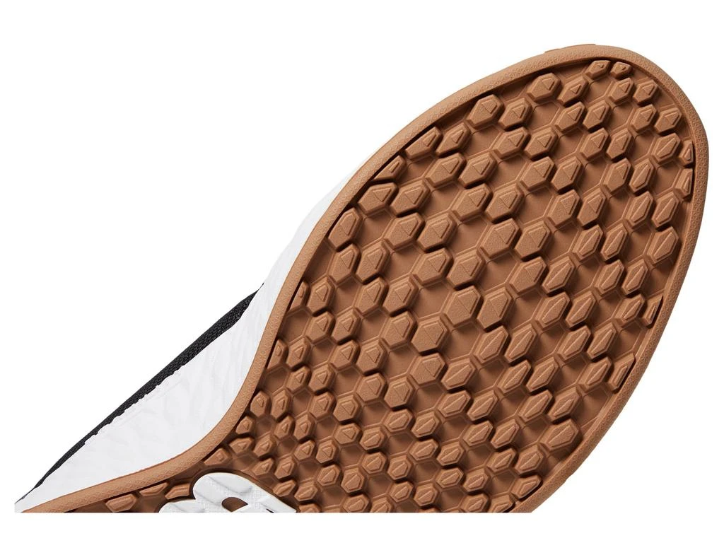 New Balance Fresh Foam ROAV Golf 6