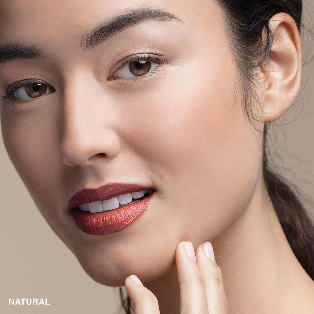 Bobbi Brown Skin Long-Wear Weightless Foundation SPF 15 87