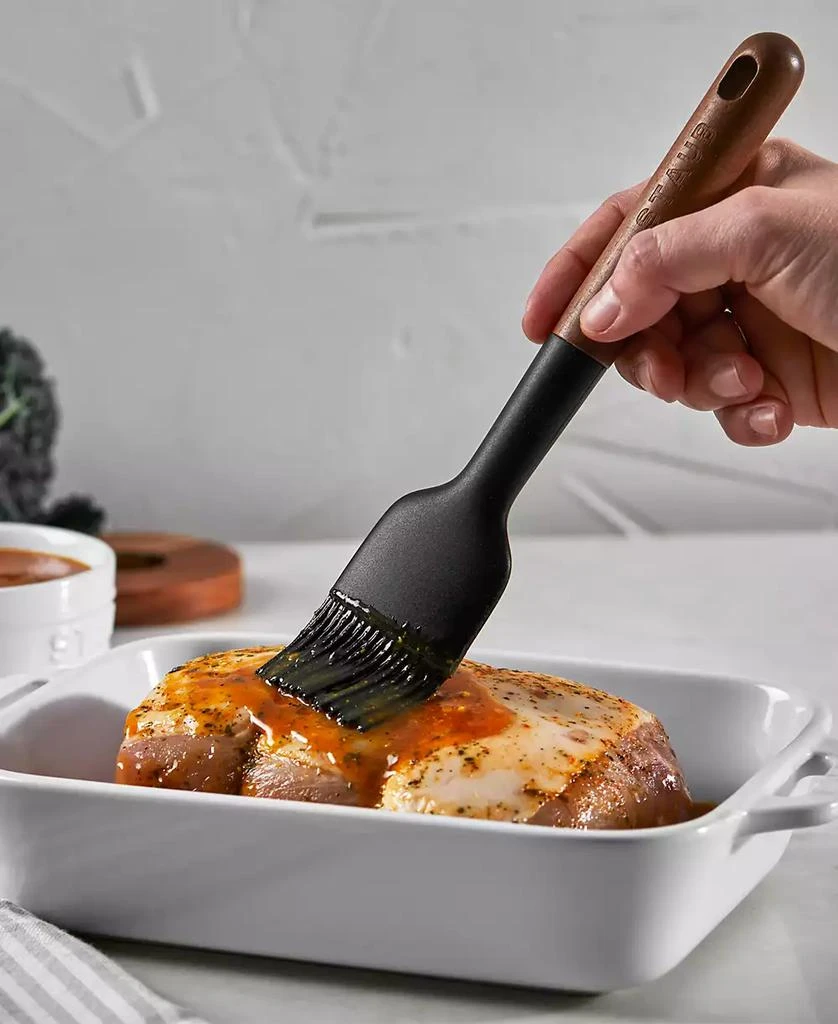 Staub Tools 8.75" Pastry Brush 4