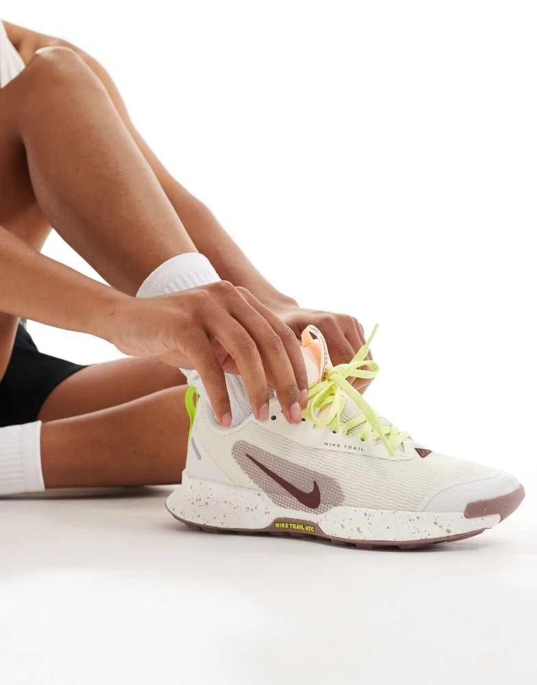 NIKE Nike Running Juniper Trail 3 trainers in white 4