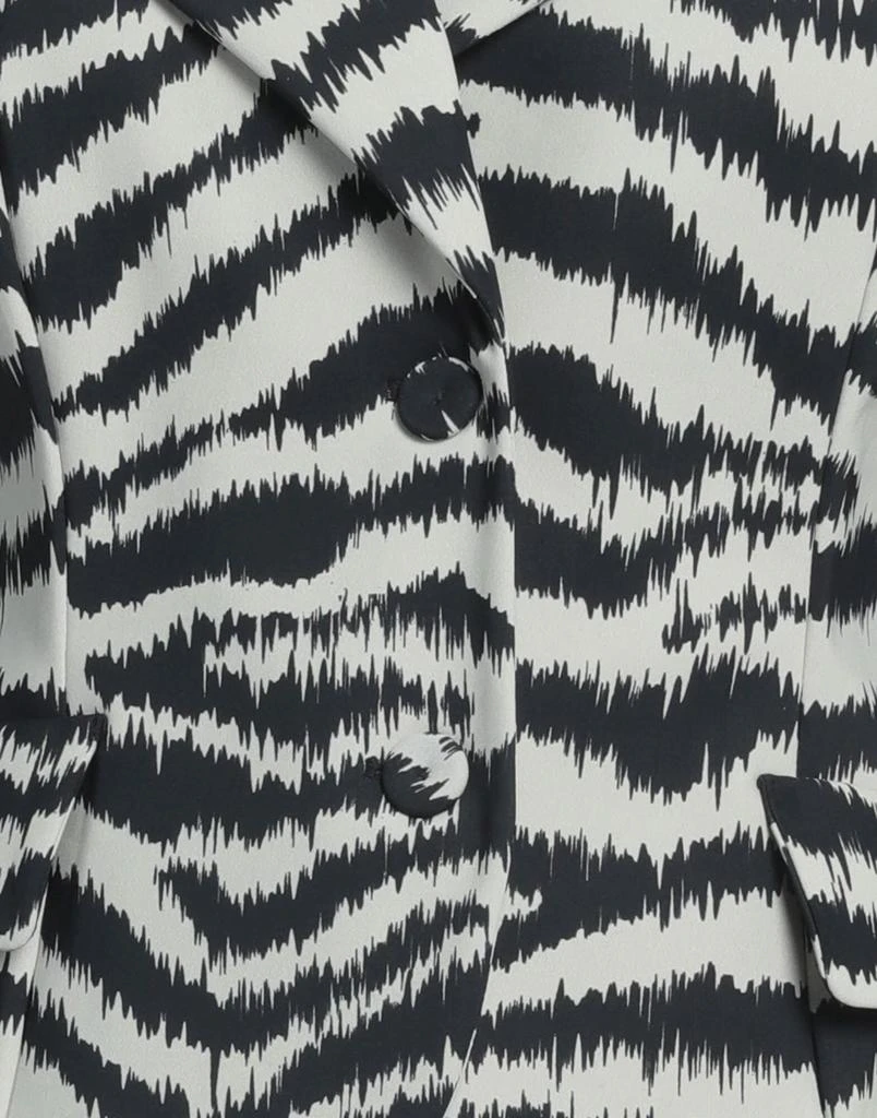 Chiara Boni Blazer 4