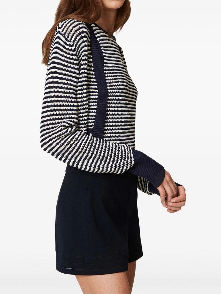 TWIN-SET SOFT AND COZY KNIT SWEATER 3