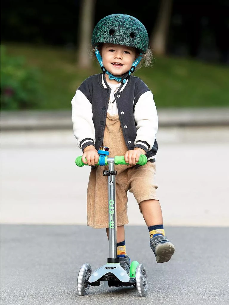 Micro Kickboard Kid
s Mini Deluxe Flux LED Scooter 6