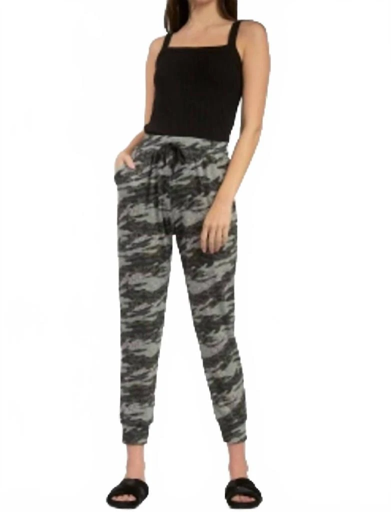 Elan Ties On Waist Joggers In Olive Camo