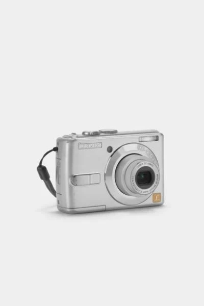 Panasonic Panasonic Lumix DMC-LS70 Silver Point and Shoot Digital Camera Refurbished by Retrospekt 2