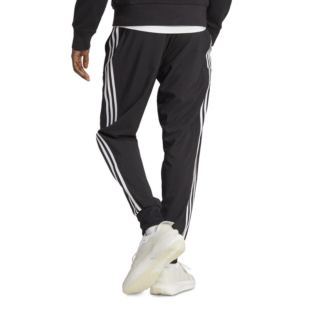 adidas Men's Essentials 3-Stripes Cargo Pocket Joggers 3