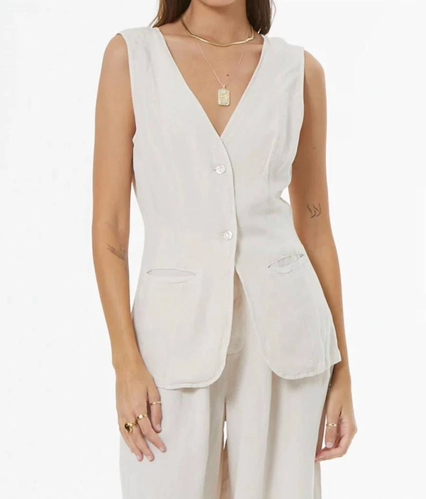 Young Fabulous & Broke Young Fabulous & Broke - Loa Vest 1