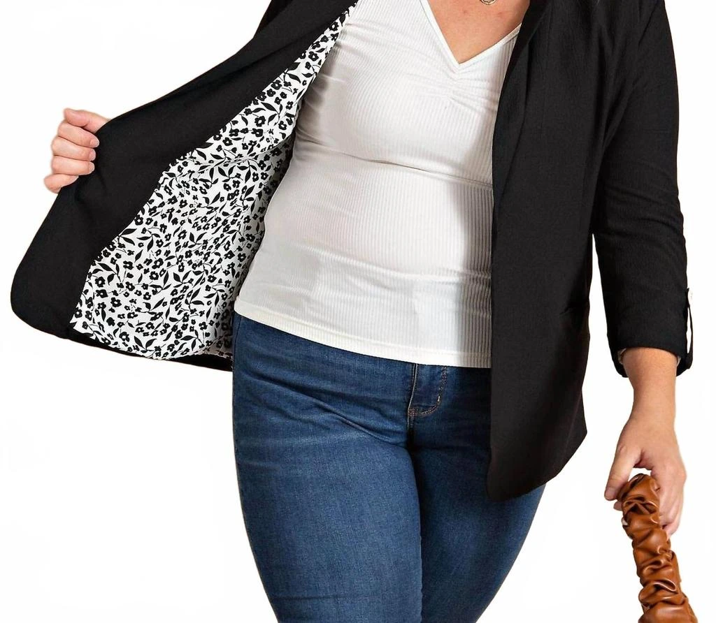 Kori Floral Lined Crinkle Fabric Blazer - Plus In Black 3