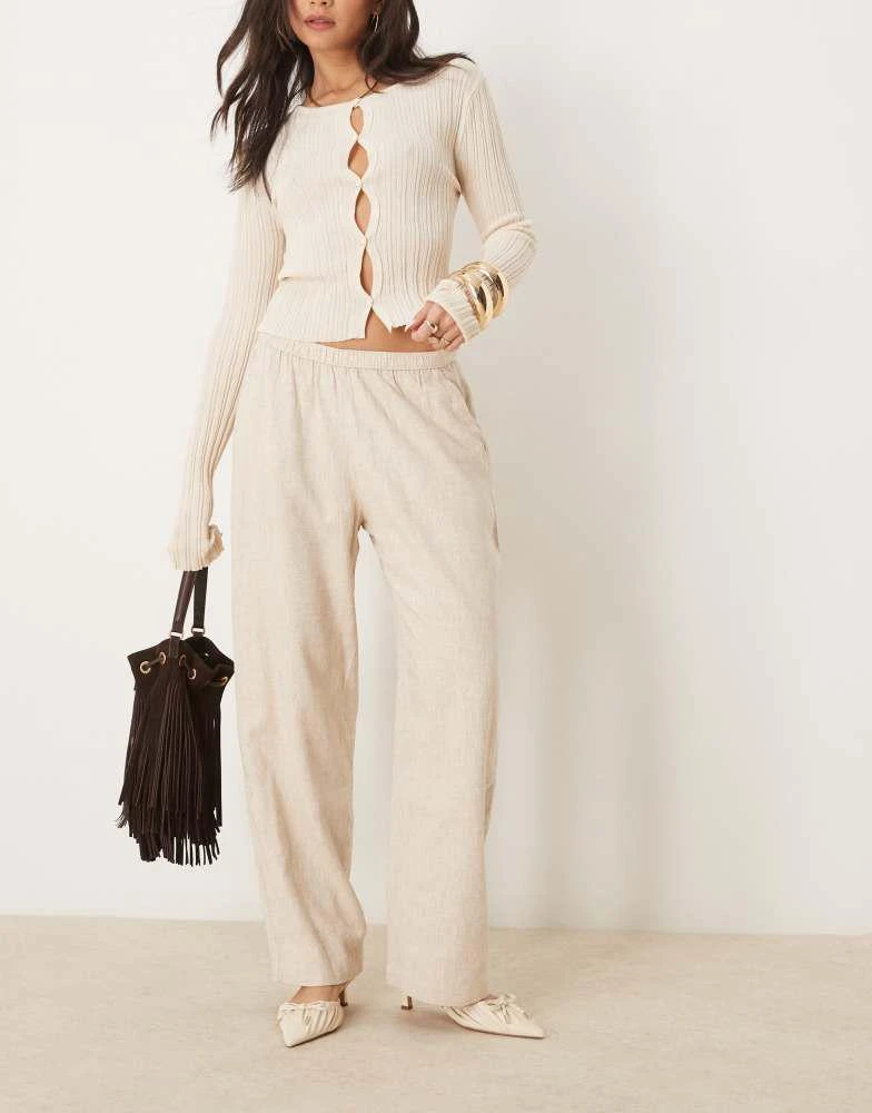 Abercrombie & Fitch Abercrombie & Fitch pull on linen blend straight leg trouser in beige 1