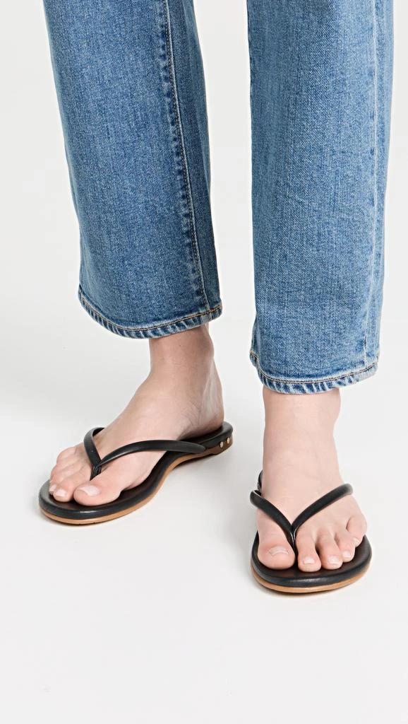 beek Sunbeam Flip Flops 2