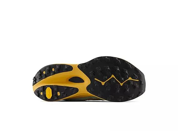 New Balance FuelCell SuperComp Trail 5