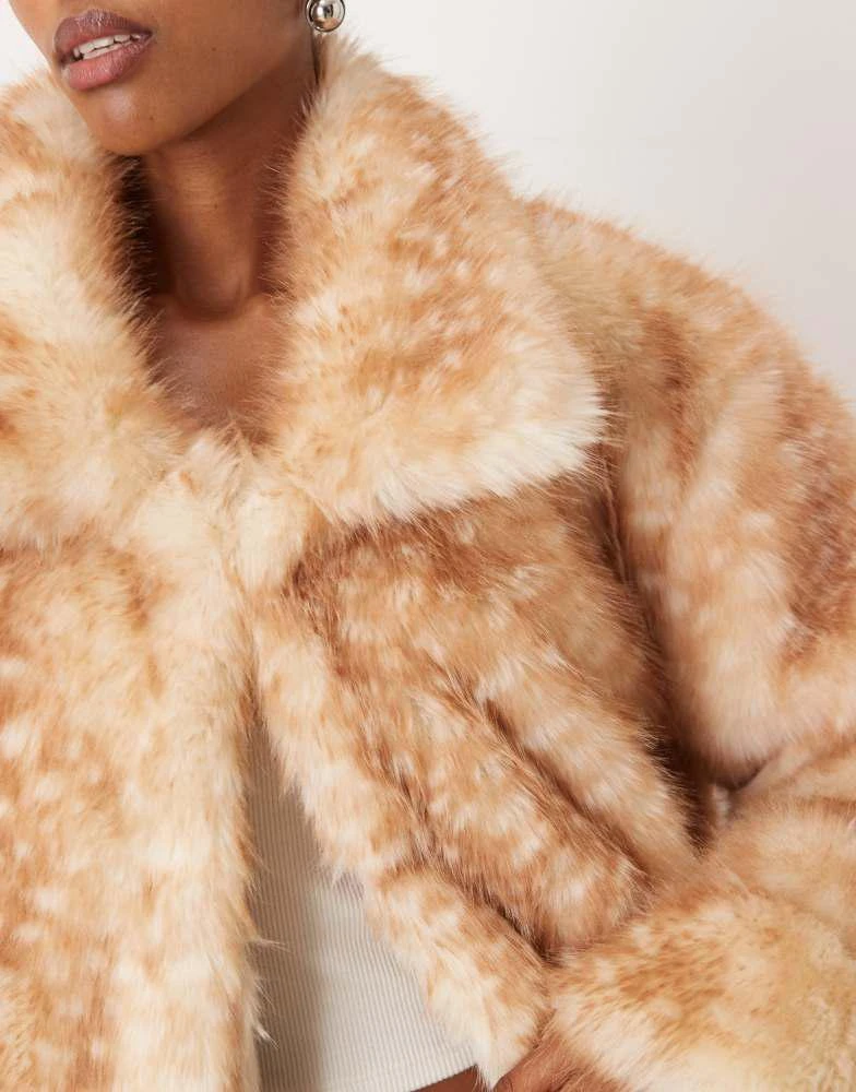 Motel Motel Joji faux fur jacket in beige 4