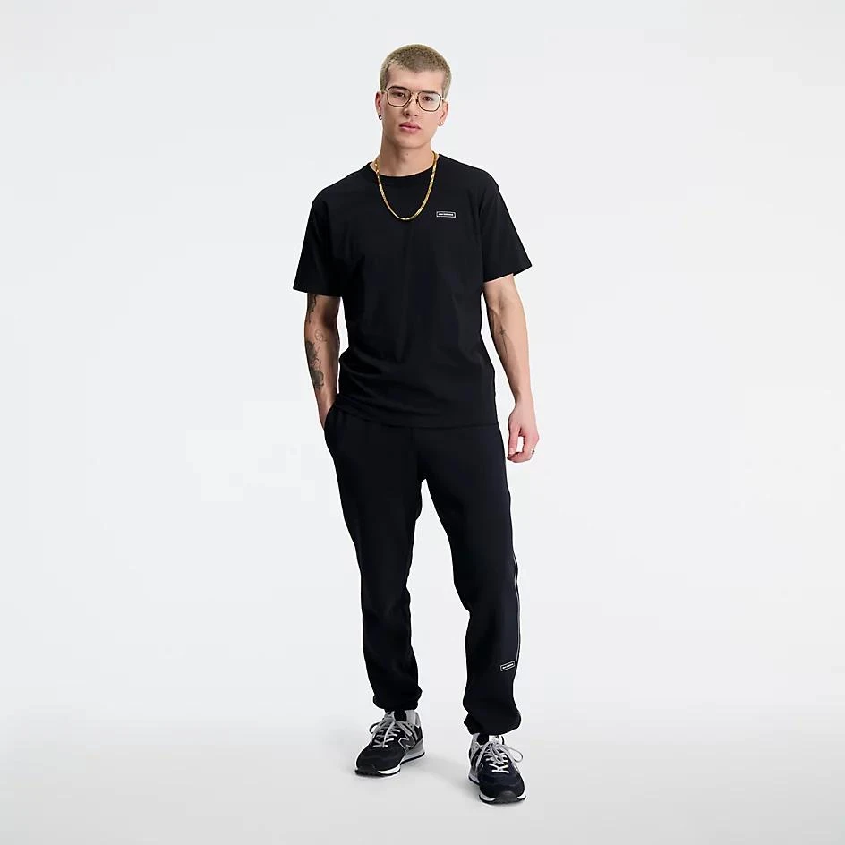New Balance Essentials Winter T-Shirt 6