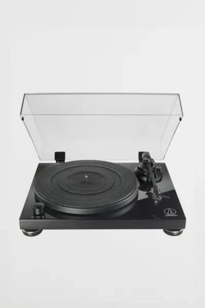 Audio-Technica Audio-Technica AT-LPW50PB Manual Belt-Drive Turntable 1