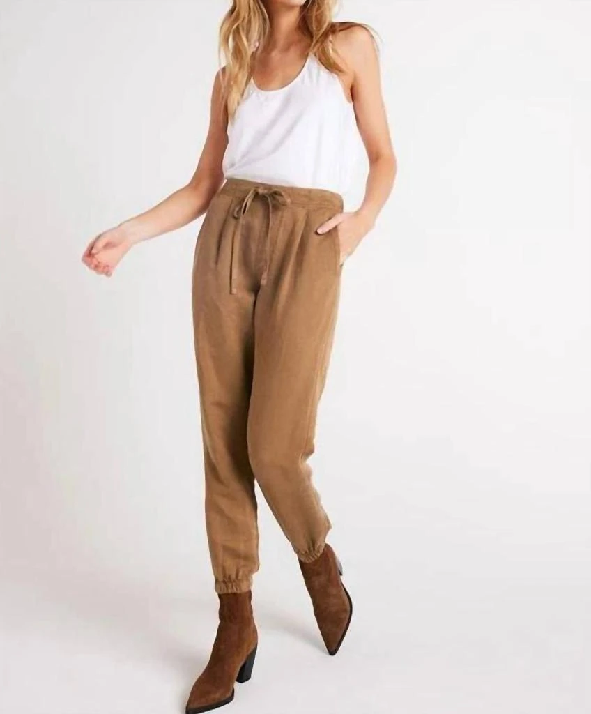 Bella Dahl Bella Dahl - Luna Pleat Front Jogger Pants