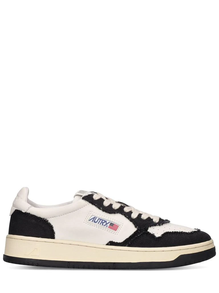 Autry Medalist Low Sneakers 1