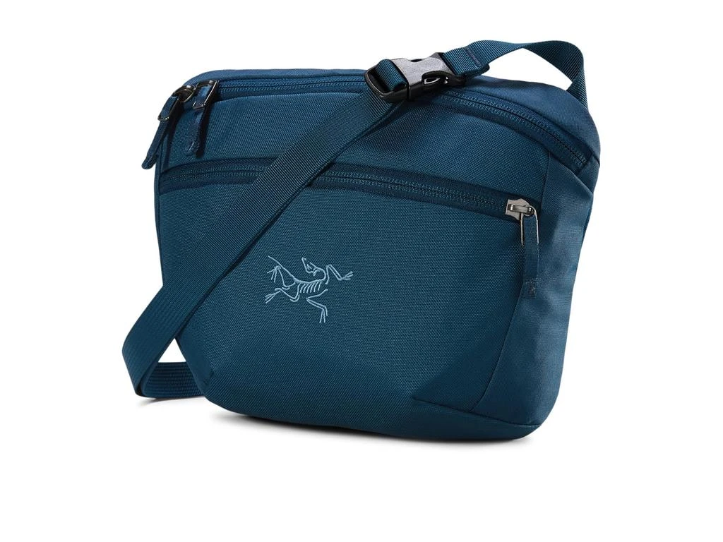 Arc
teryx Mantis 2 Waist Pack 1