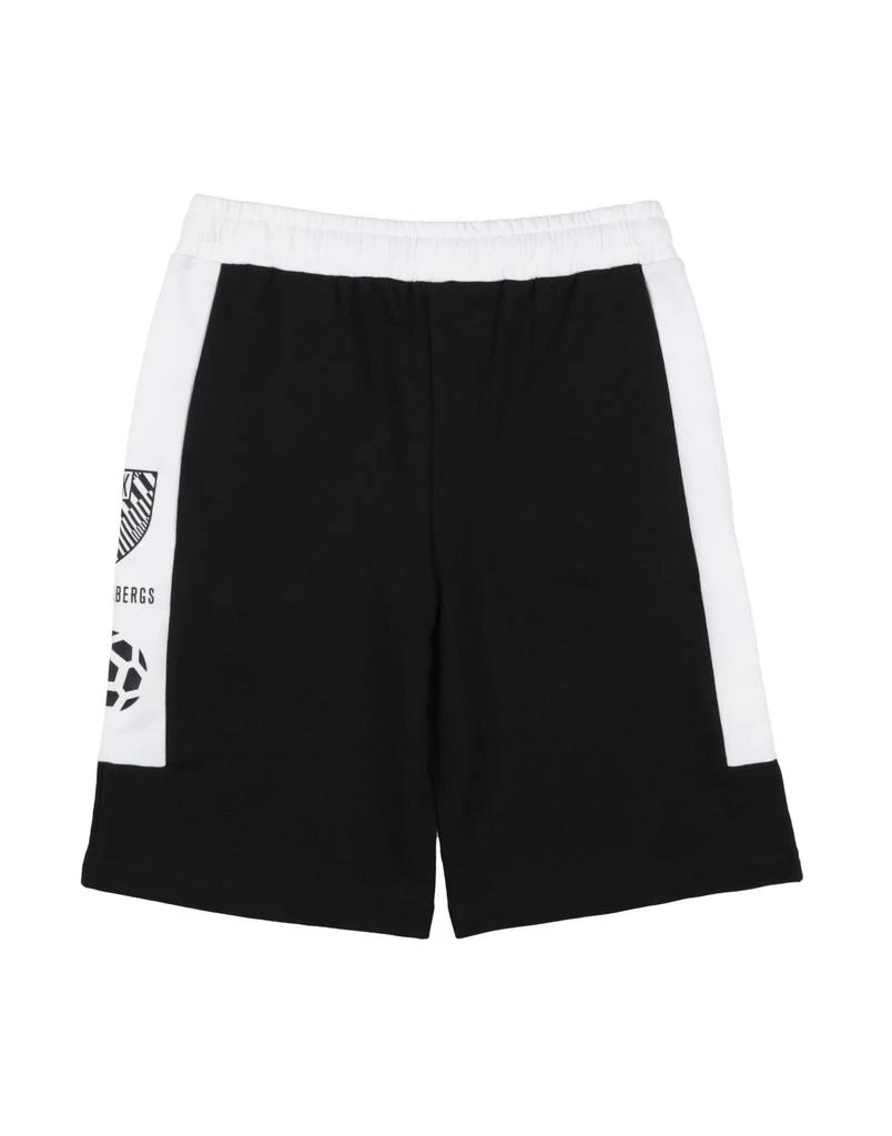 BIKKEMBERGS Shorts & Bermuda 2