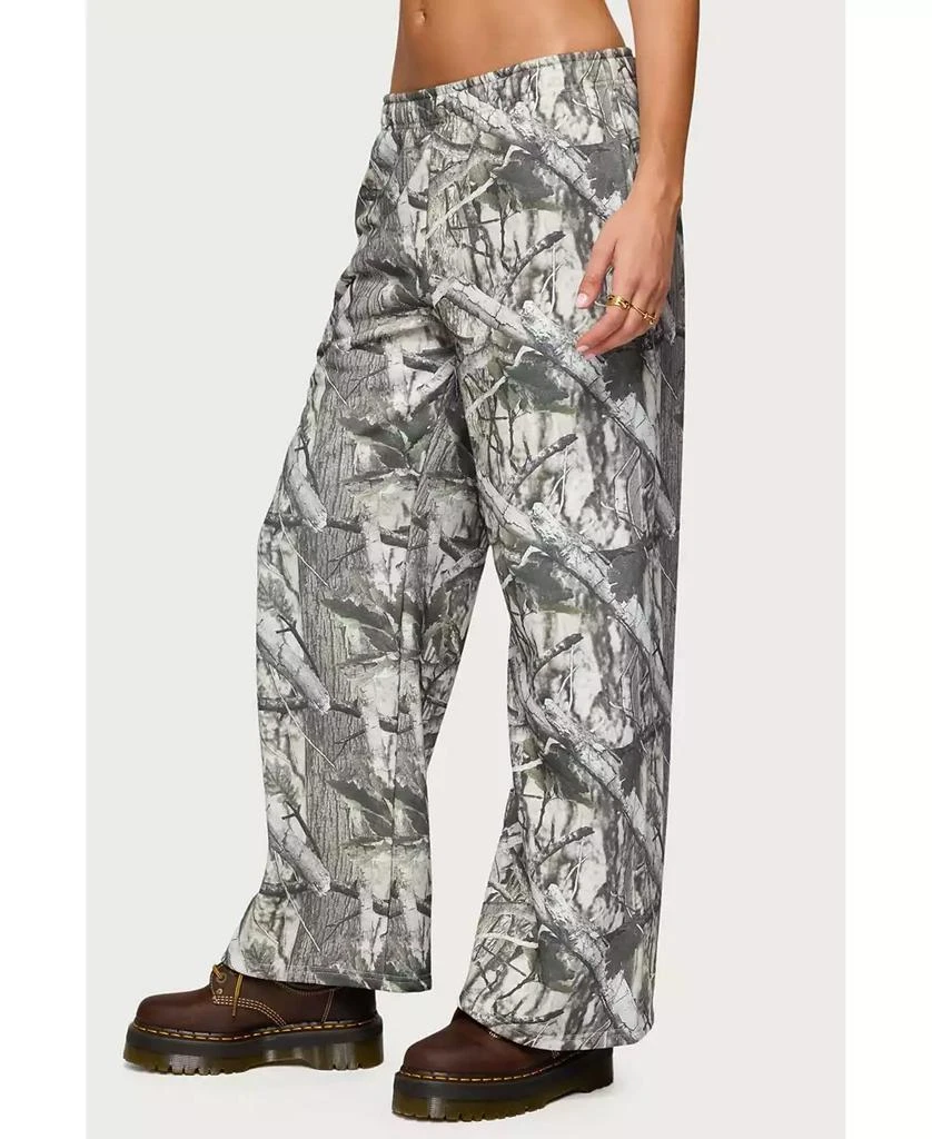Edikted Women's Camo Straight Leg Sweatpants 3