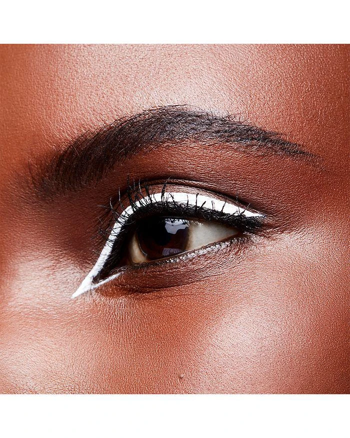 MAC Marvel Studios Black Panther Liquidlast Liner 5