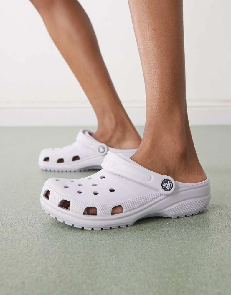 Crocs Crocs Classic clog in grape 1