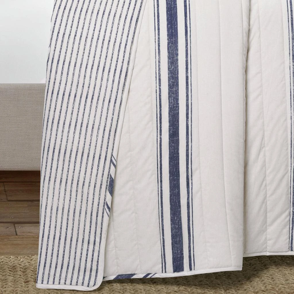 Lush Decor Farmhouse Stripe Reversible Cotton Quilt Set 2