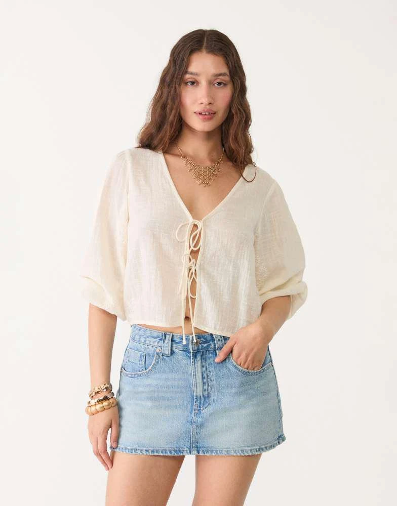 Stradivarius Stradivarius D62 denim skort in light blue 2