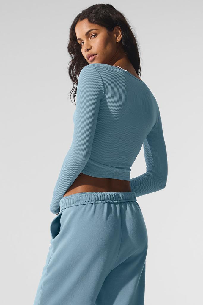 Alo Gather Long Sleeve - Celestial Blue - Outdoor Clothing - Free