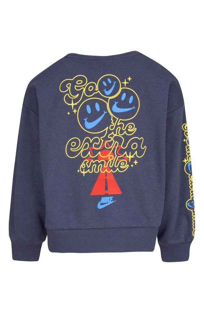 NIKE Kids' Go the Extra Smile Crewneck Pullover 1