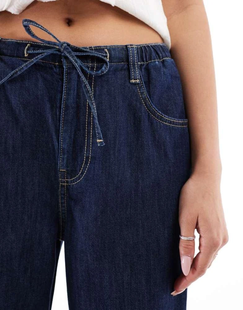 Bershka Bershka drawstring waist wide leg jeans in indigo wash 3