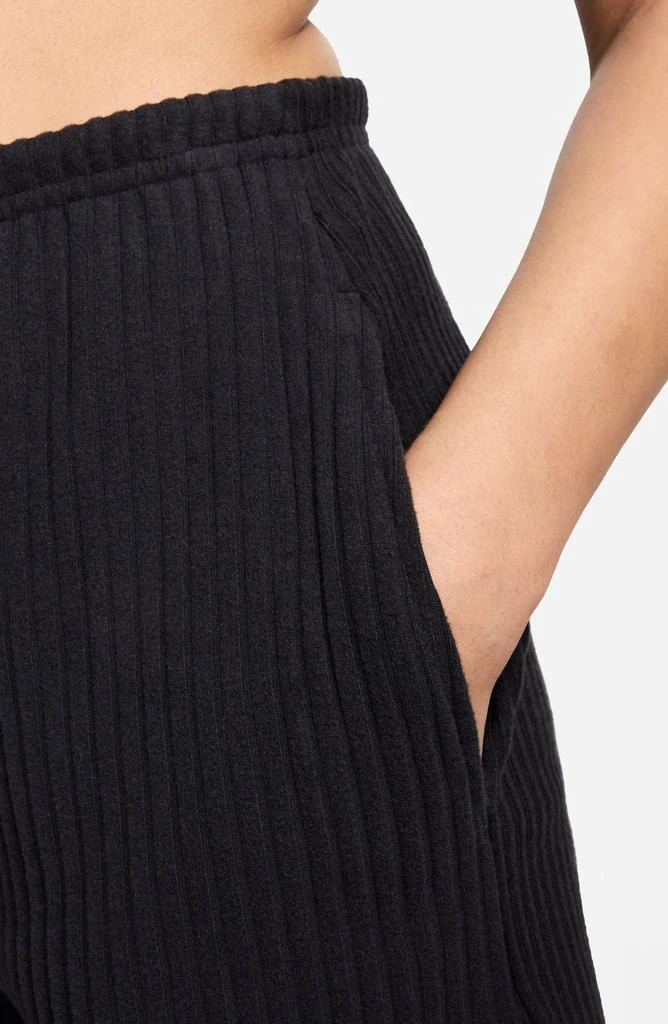 NIKE Sportswear Chill Knit Ribbed Shorts 3