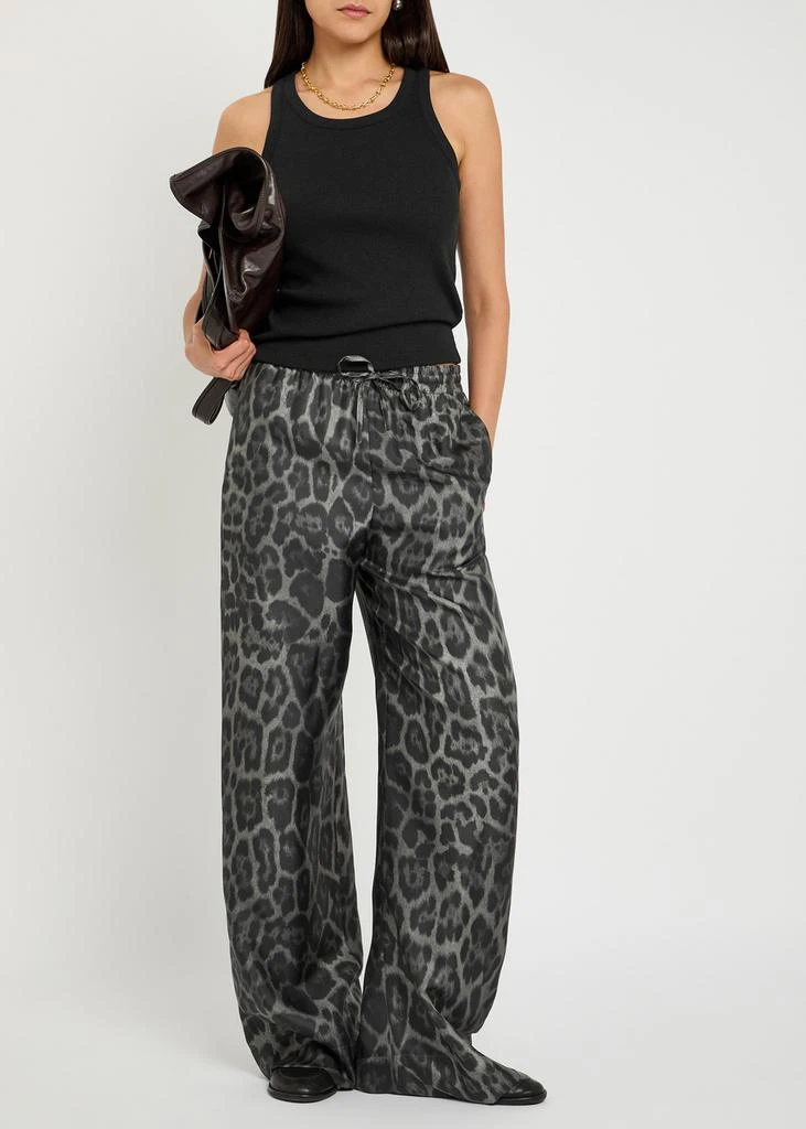 Stella McCartney Leopard-print silk trousers 4