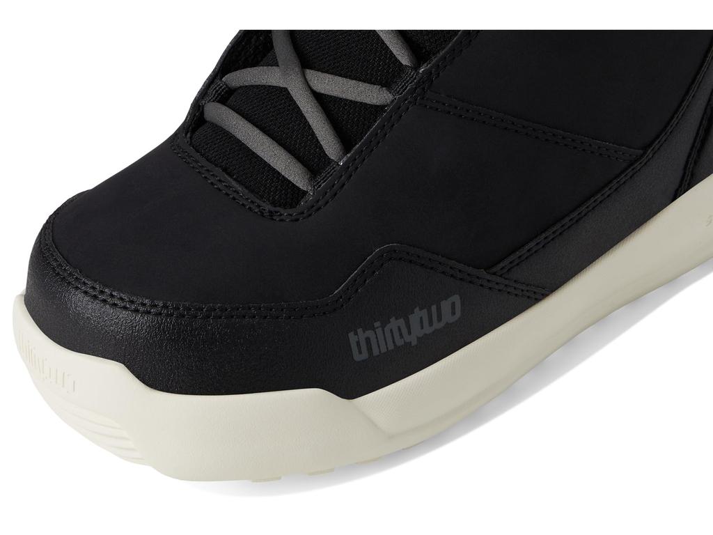 Thirty Two Shifty W
S 
24