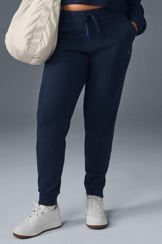 Alo Muse Sweatpant - Navy - Joggers - Free Shipping - BeyondStyle