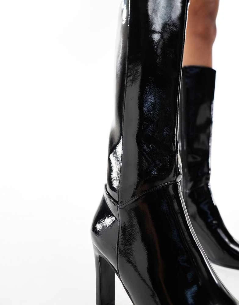 Public Desire Pose heeled knee boots in black patent – On Sale Now