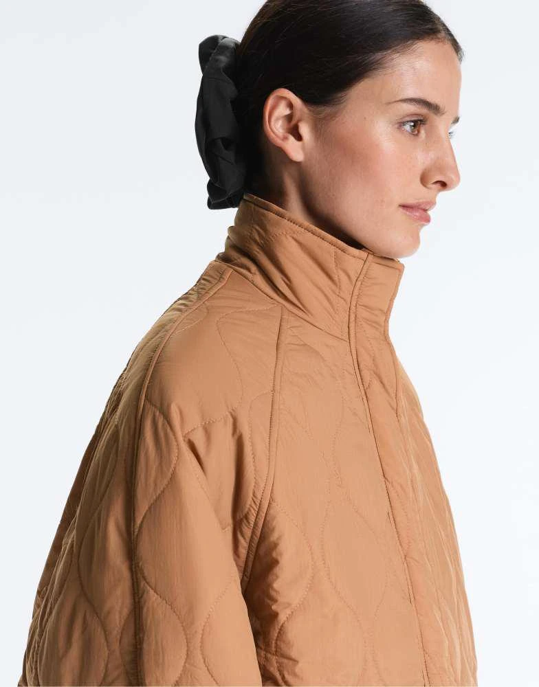 OYSHO OYSHO Waterrepellent fellex® aerogel padded jacket in light brown 3