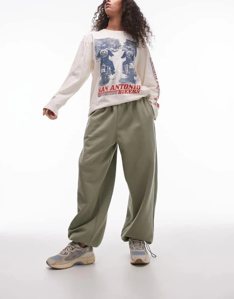 Topshop Topshop extreme oversized cuffed jogger in khaki 1