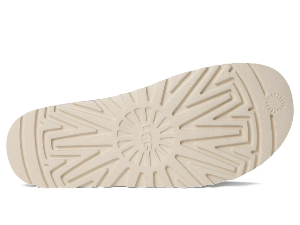UGG Goldenstar 3