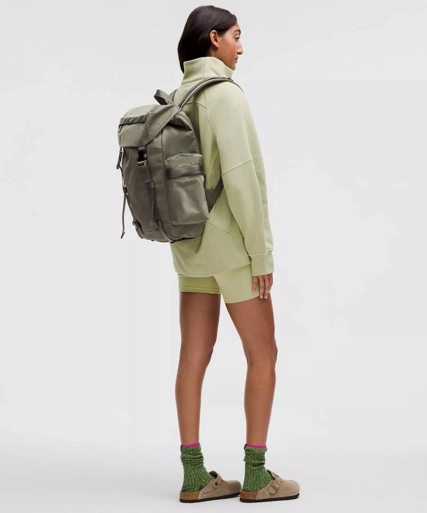 Lululemon Wunderlust Backpack 25L 19