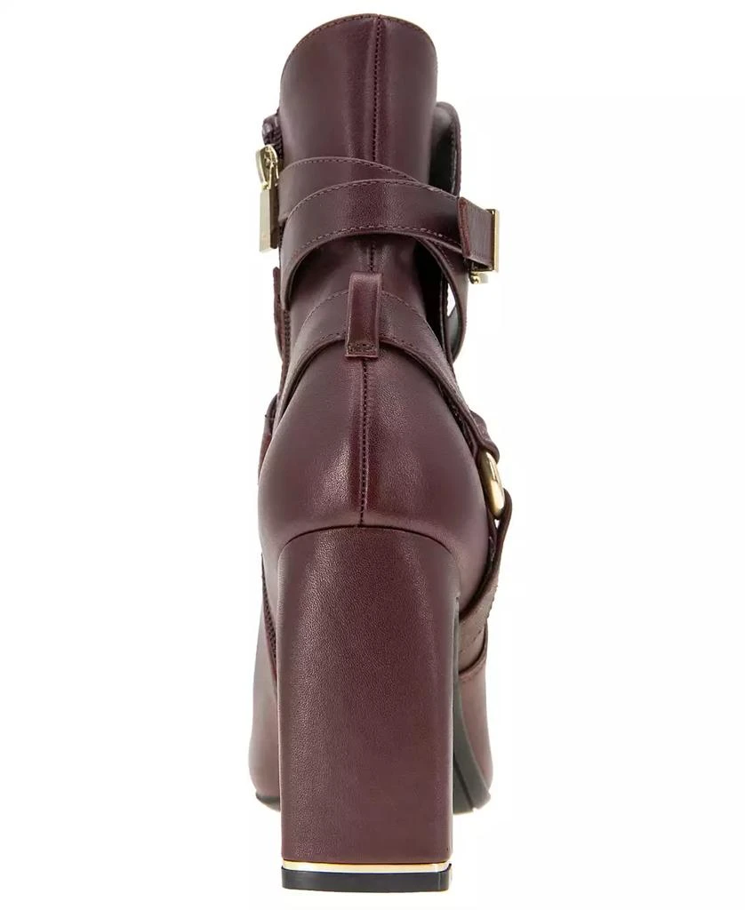 Kenneth Cole Women's Nellie Block Heel Booties 7