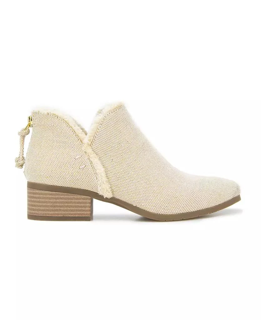 Kenneth Cole Women's Side Skip Shooties 2