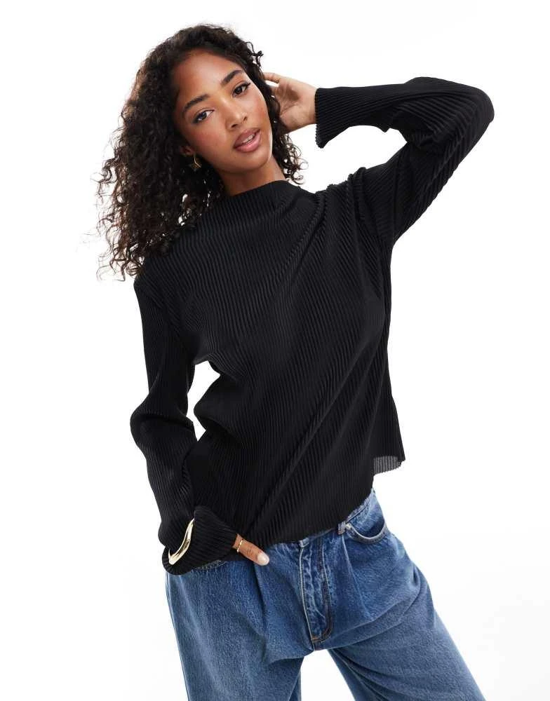 & Other Stories & Other Stories long sleeve mock neck plisse top in black 1