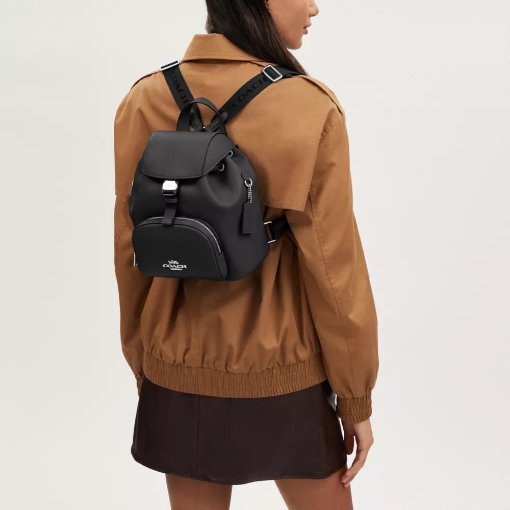 美品coachブラックレザーリュックLEATHER PACE BACKPACK COACH Pace Backpack in Black | Lyst