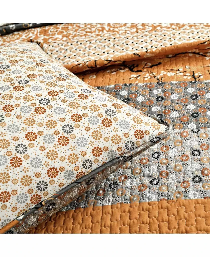 Macy's Royal Empire 3 Reversible Piece Quilt Set 6