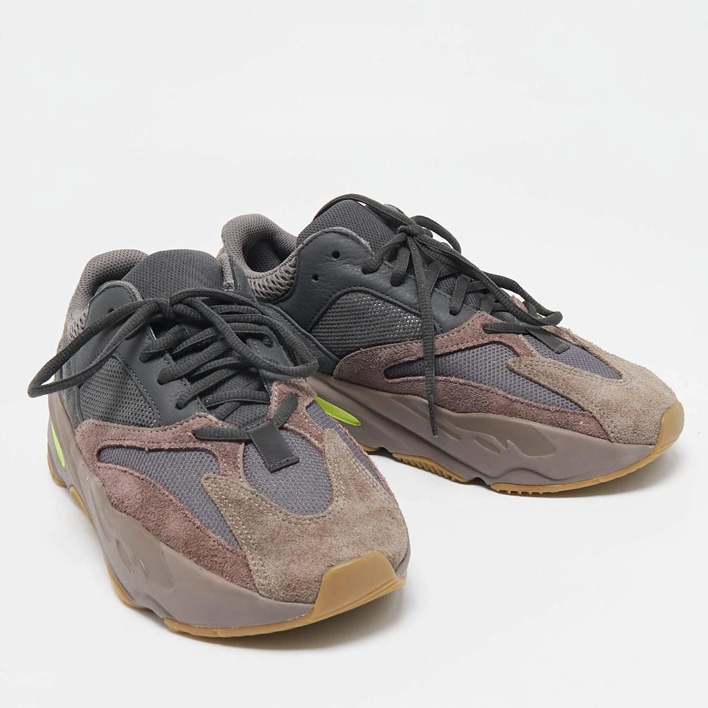 YEEZY Yeezy x Adidas Multicolor Suede and Mesh Boost 700 V2 Mauve Sneakers Size 40 2/3 4