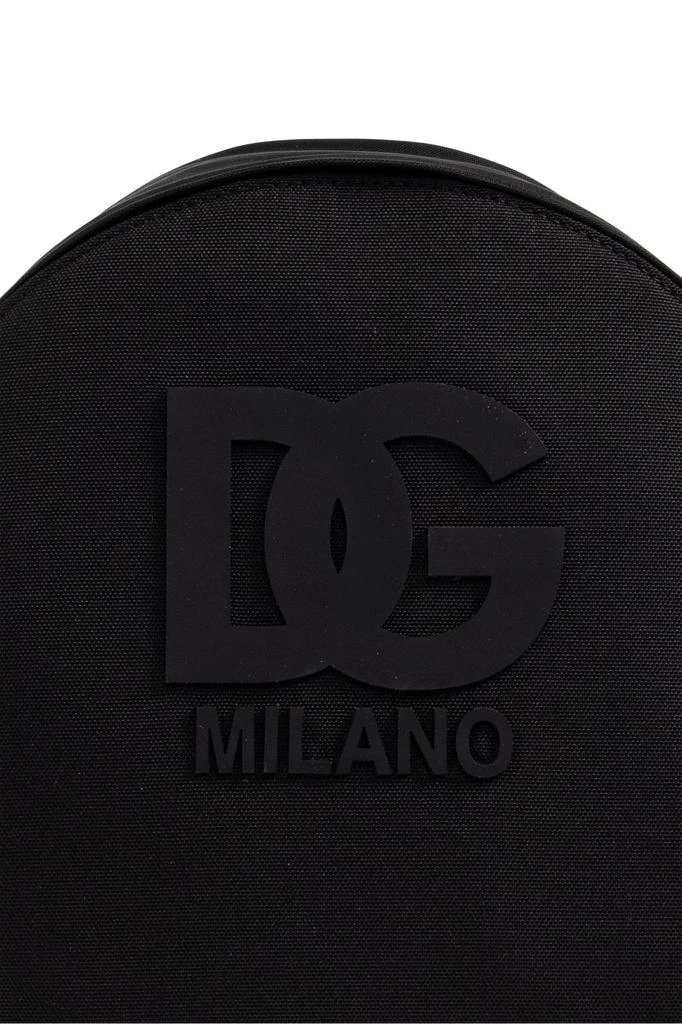 Dolce
Gabbana Dolce
Gabbana Kids DG Patch Zip-Up Backpack 5