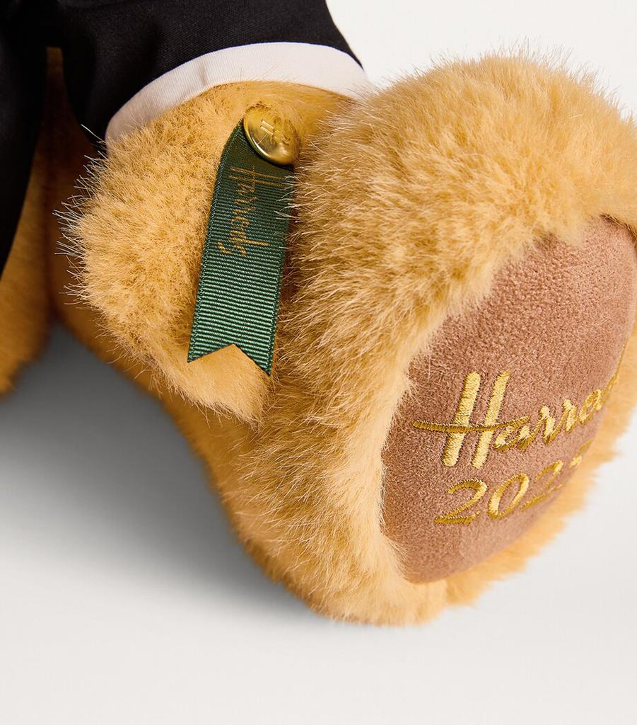 Harrods The Annual Bear 2025 - BeyondStyle