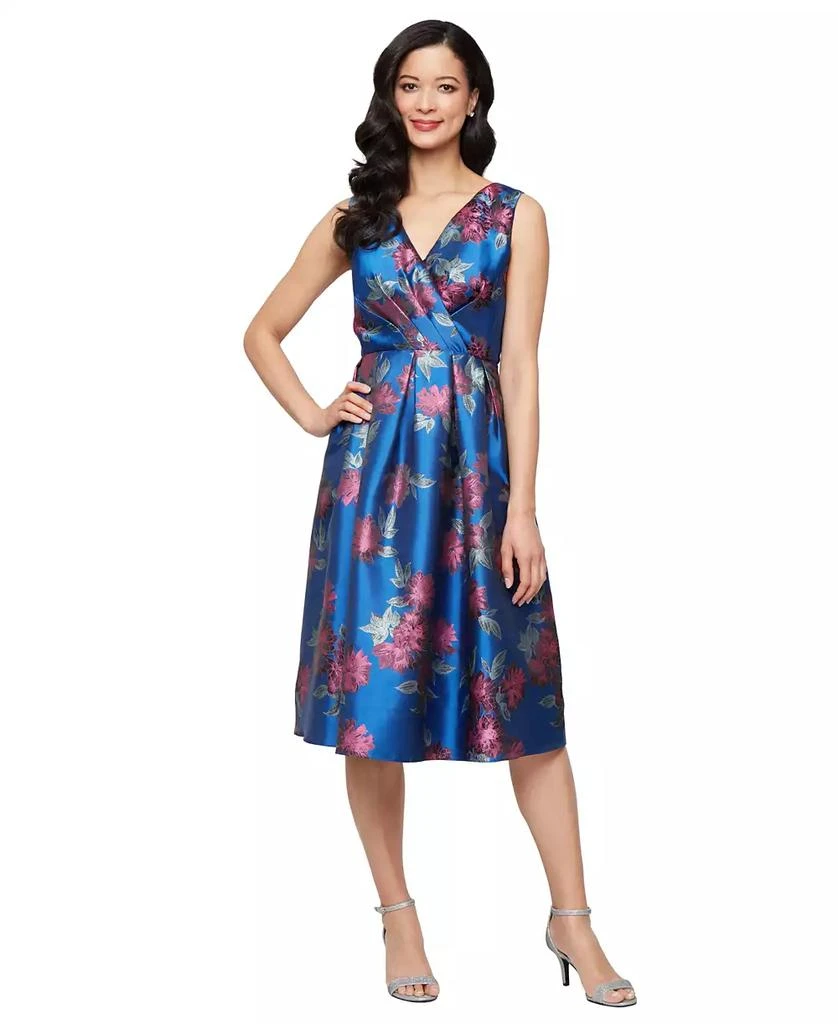 Shop Petite Metallic Jacquard A-Line Dress on Sale at BeyondStyle  Get 51%  Off Petite Metallic Jacquard A-Line Dress with Limited-Time Flash Deals,  Exclusive Discounts, and Special Offers. Enjoy Unbeatable Savings on