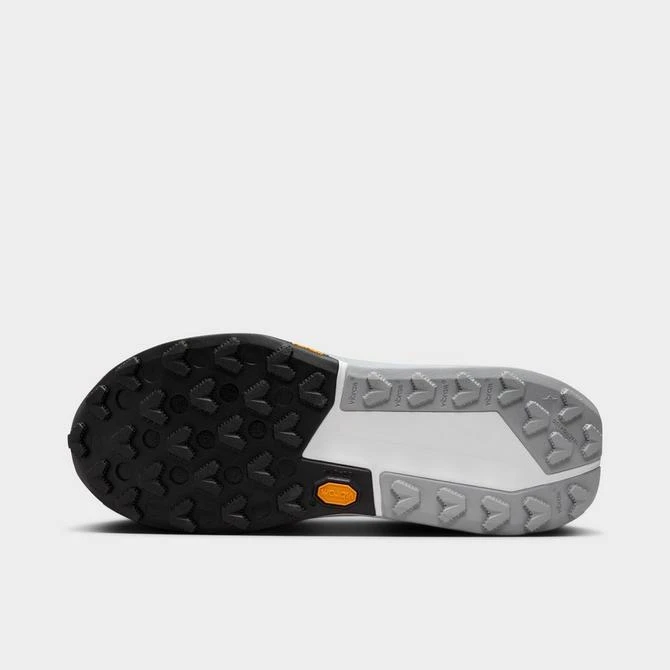 NIKE Women's Nike Zegama 2 Trail Running Shoes 6